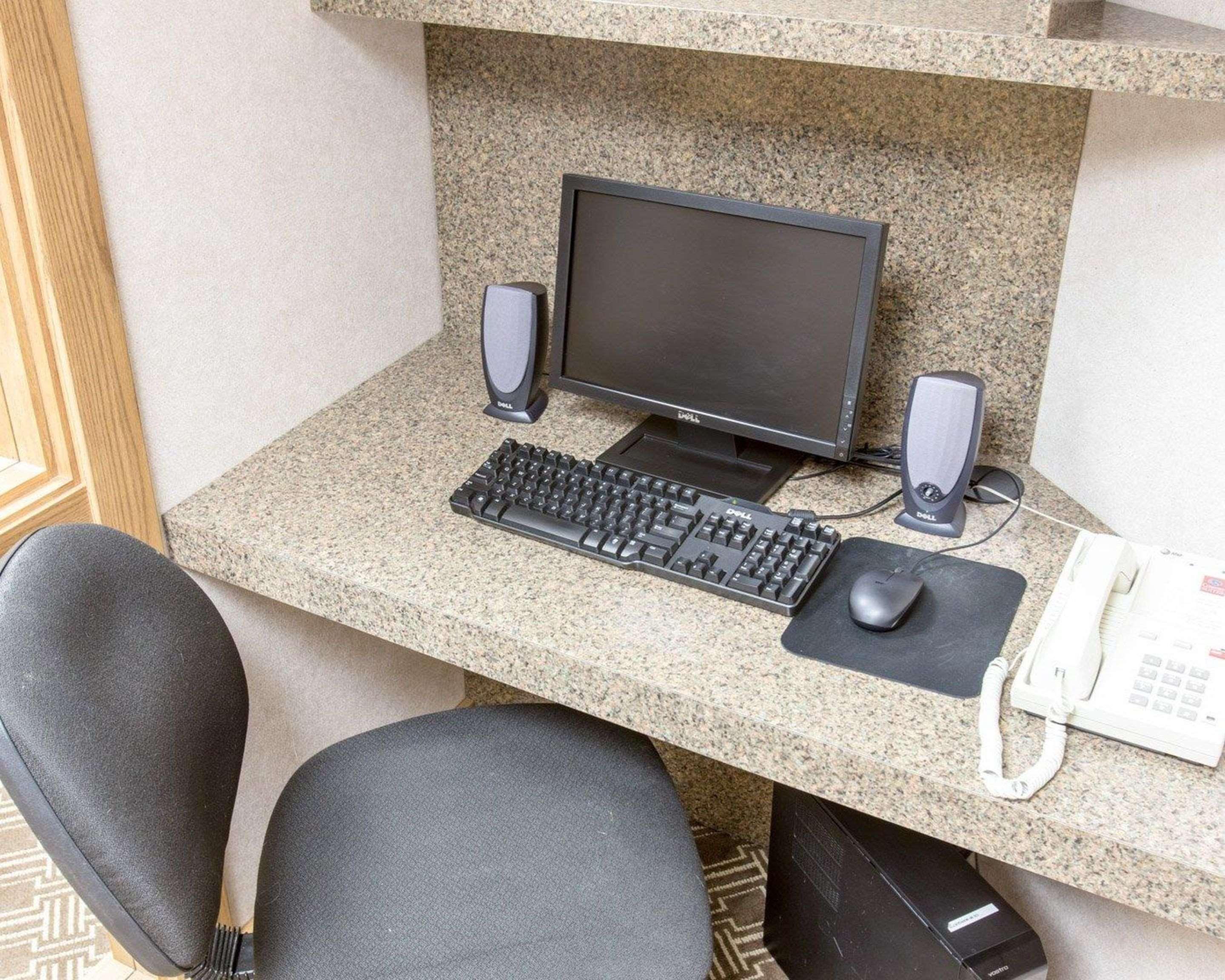 Comfort Suites Marquette Buitenkant foto